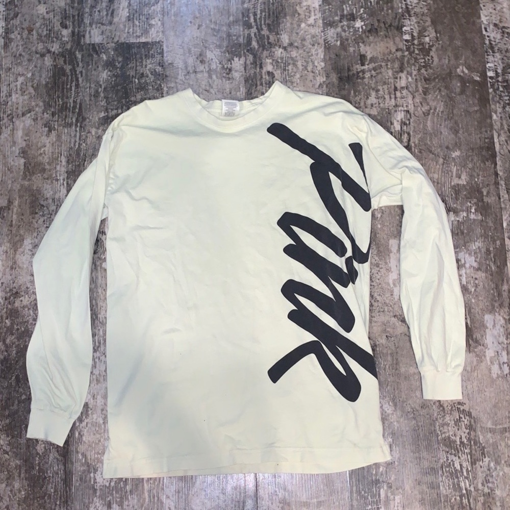 VS PINK LONG SLEEVE TEE